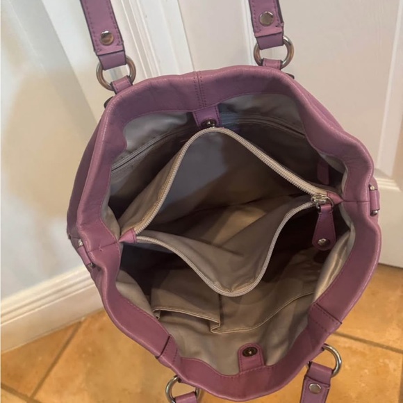 Coach Purple Leather Tote Bag - Picture 2 of 3